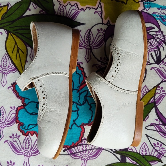 Pili Carrera Leather Mary Jane Dress Shoes - Picture 3 of 12